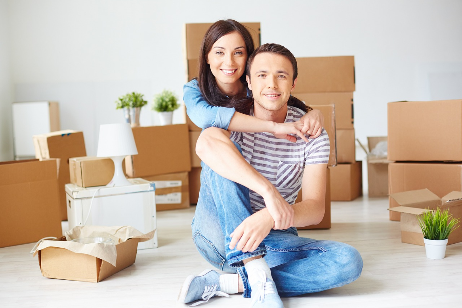 Professional millennials in their first home. Personal debt